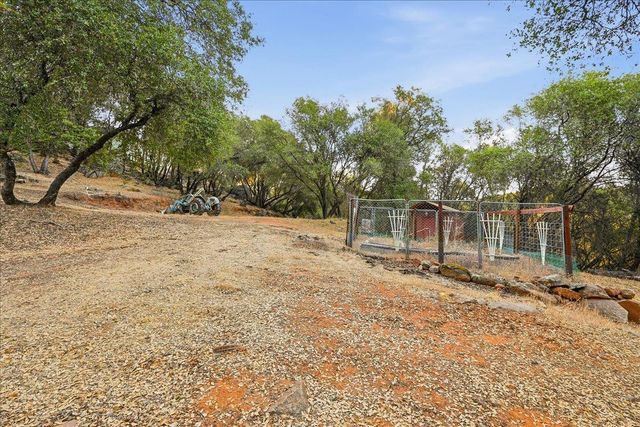 15873 Woodlake Ct, Grass Valley, CA 95949