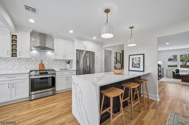 10 Maplewood Ave, Maplewood Twp., NJ 07040