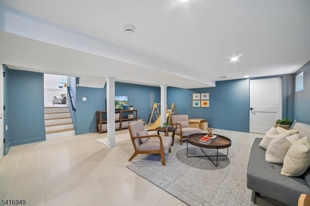 10 Maplewood Ave, Maplewood Twp., NJ 07040