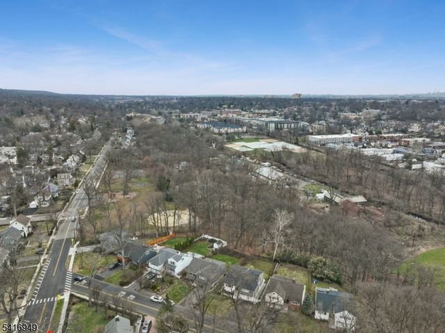 10 Maplewood Ave, Maplewood Twp., NJ 07040