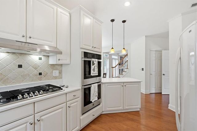 720 Noble Oak Drive, Marietta, GA 30068