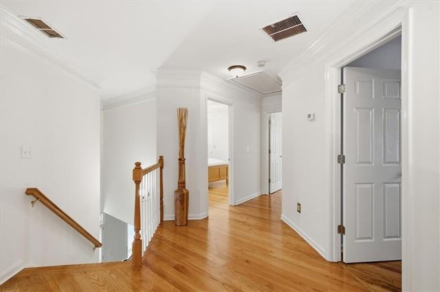 720 Noble Oak Drive, Marietta, GA 30068