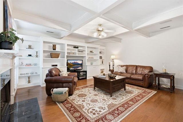 720 Noble Oak Drive, Marietta, GA 30068