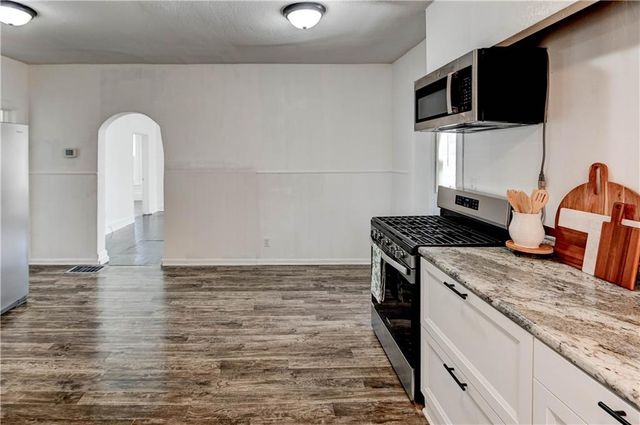 1013 S 4th Street, Atchison, KS 66002