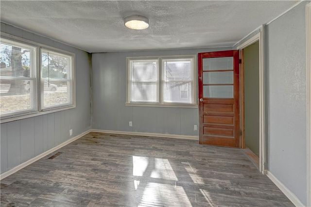 1013 S 4th Street, Atchison, KS 66002