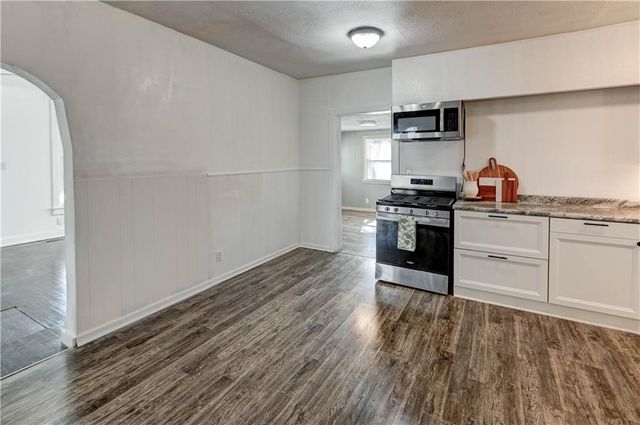 1013 S 4th Street, Atchison, KS 66002