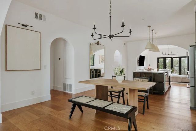 5142 Brynhurst Avenue, Los Angeles, CA 90043