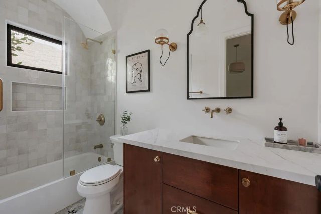 5142 Brynhurst Avenue, Los Angeles, CA 90043