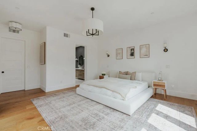 5142 Brynhurst Avenue, Los Angeles, CA 90043