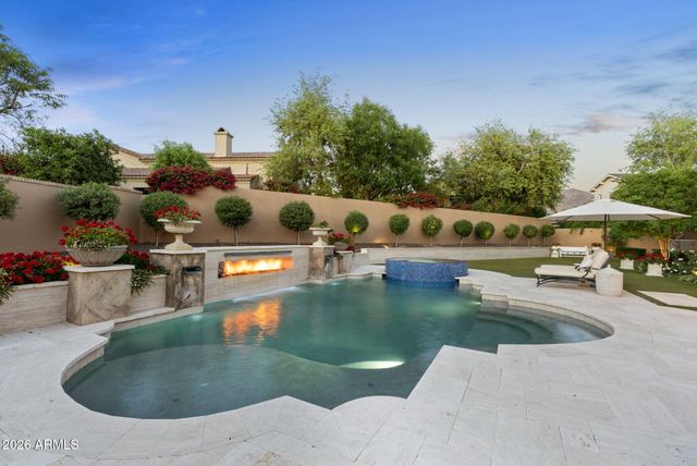 9926 E KEMPER Way, Scottsdale, AZ 85255