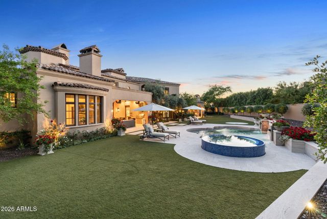 9926 E KEMPER Way, Scottsdale, AZ 85255