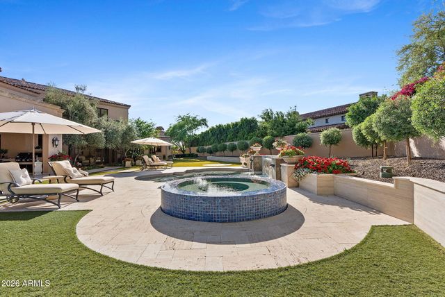 9926 E KEMPER Way, Scottsdale, AZ 85255