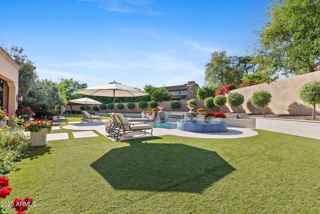 9926 E KEMPER Way, Scottsdale, AZ 85255