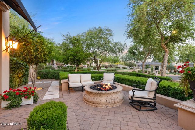 9926 E KEMPER Way, Scottsdale, AZ 85255