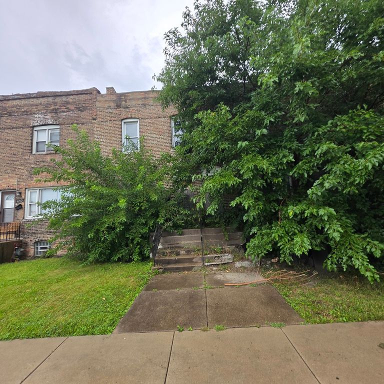 10754 S LANGLEY Avenue 0, Chicago, IL 60628 — exterior