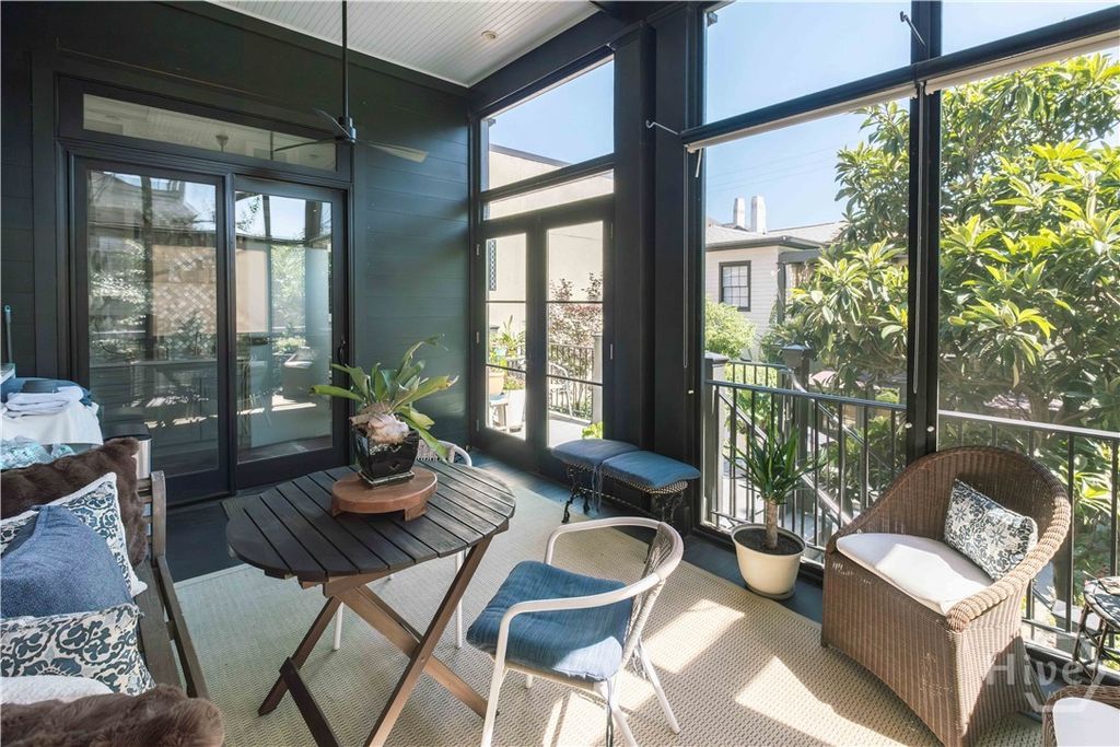 Image 25 of property listing at 314 E Huntingdon Street, Savannah, GA 31401