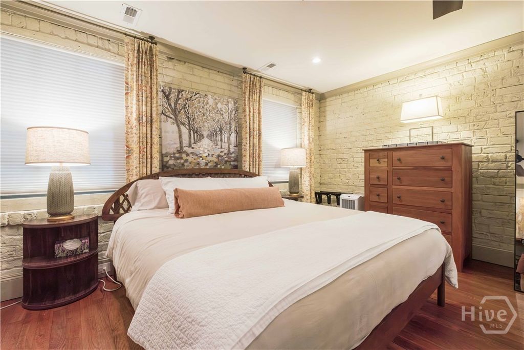 Image 51 of property listing at 314 E Huntingdon Street, Savannah, GA 31401