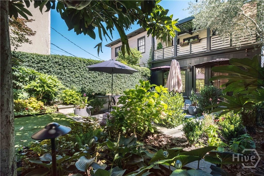 Image 62 of property listing at 314 E Huntingdon Street, Savannah, GA 31401