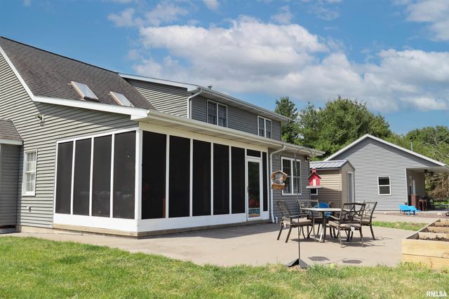 1157 E GUTH Road, Washington, IL 61571