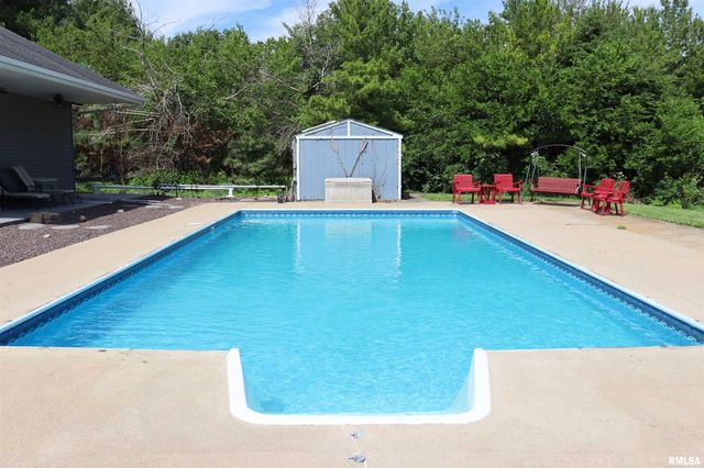 1157 E GUTH Road, Washington, IL 61571