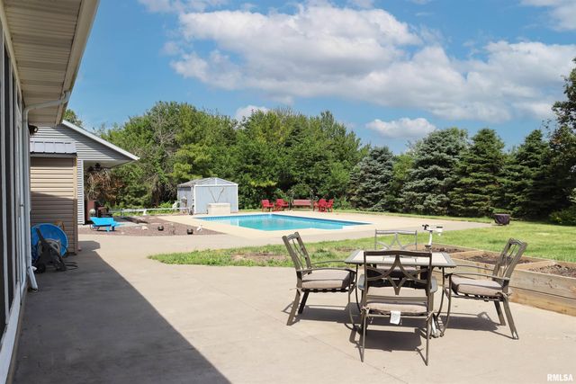 1157 E GUTH Road, Washington, IL 61571