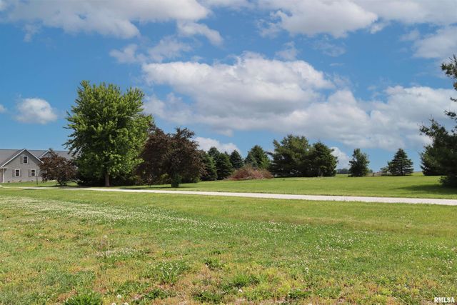 1157 E GUTH Road, Washington, IL 61571