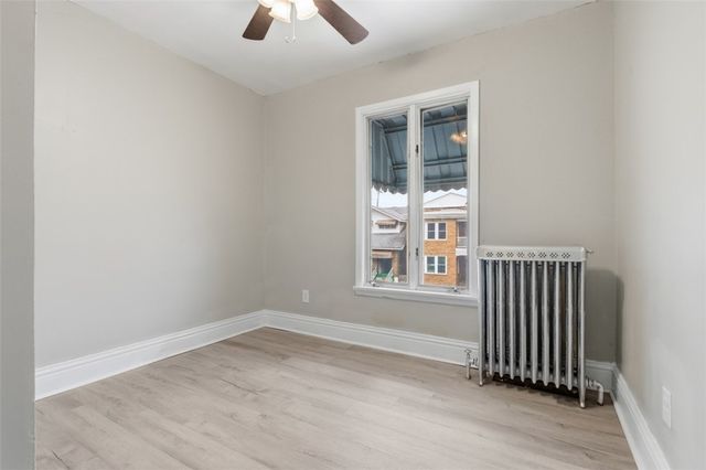 1005 Maplewood Ave, Ambridge, PA 15003