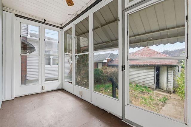 1005 Maplewood Ave, Ambridge, PA 15003