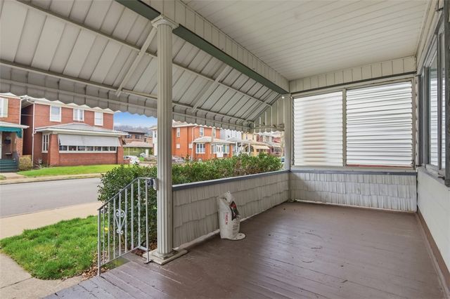 1005 Maplewood Ave, Ambridge, PA 15003