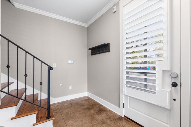 635 S FRONT ST S, Memphis, TN 38103