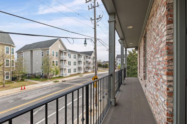 635 S FRONT ST S, Memphis, TN 38103