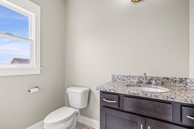 635 S FRONT ST S, Memphis, TN 38103