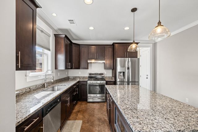 635 S FRONT ST S, Memphis, TN 38103