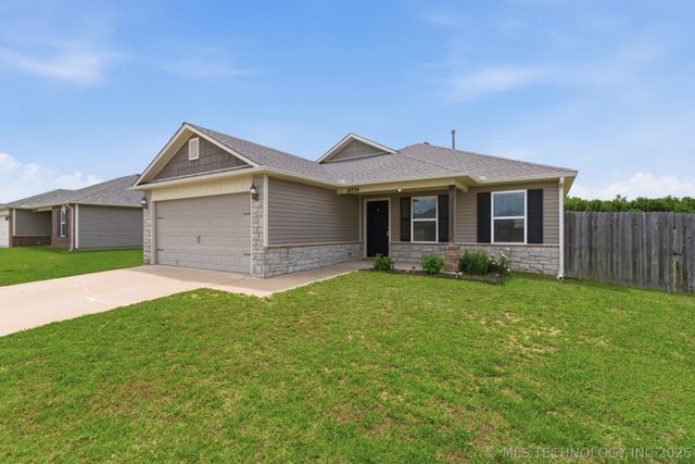 10724 N 101st Avenue E, Owasso, OK 74055