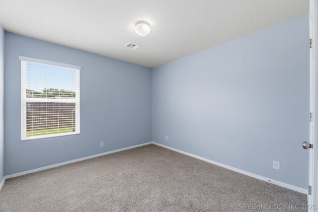 10724 N 101st Avenue E, Owasso, OK 74055