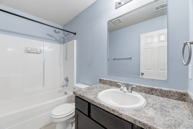 10724 N 101st Avenue E, Owasso, OK 74055