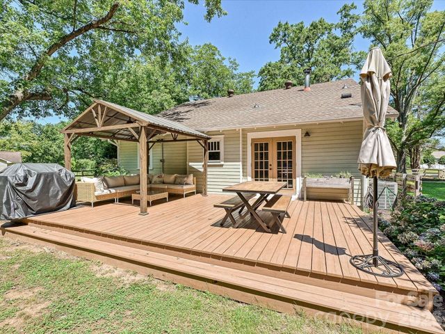 3514 Kelly Road, Charlotte, NC 28216