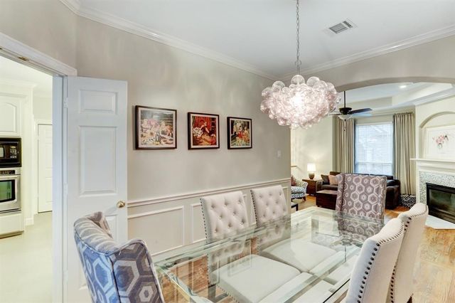 248 Westcott Street, Houston, TX 77007