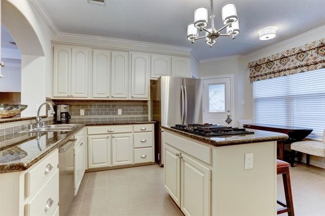 248 Westcott Street, Houston, TX 77007