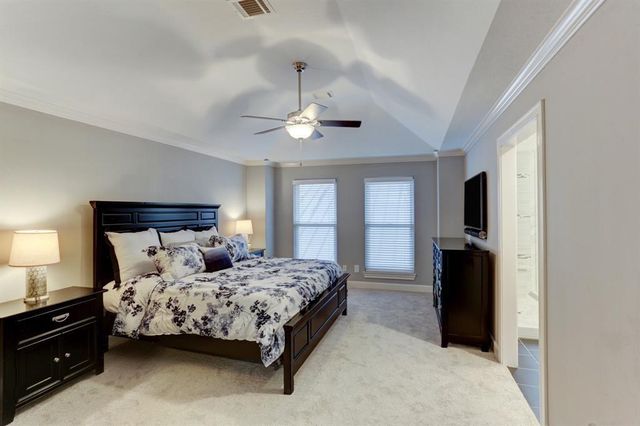 248 Westcott Street, Houston, TX 77007