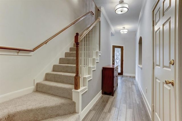 248 Westcott Street, Houston, TX 77007