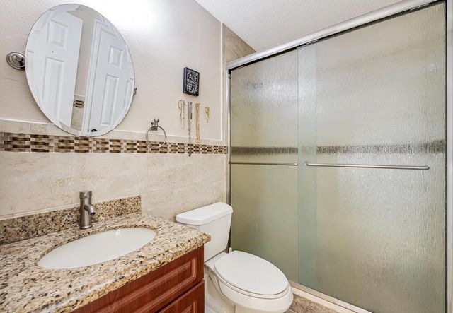 4917 Luqui Court, West Palm Beach, FL 33415