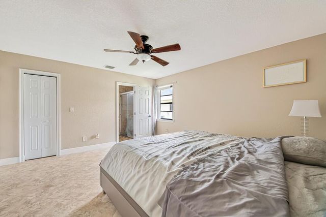 4917 Luqui Court, West Palm Beach, FL 33415