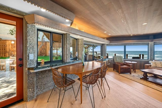 2431 Sherwood Drive, Cambria, CA 93428