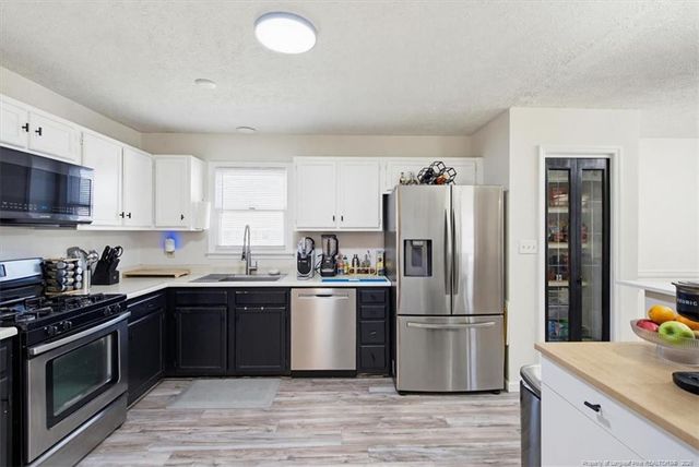 1787 Hampton Oaks Drive, Fayetteville, NC 28314