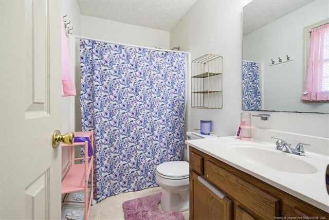 1787 Hampton Oaks Drive, Fayetteville, NC 28314