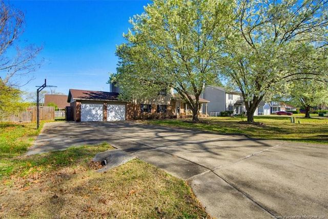 1787 Hampton Oaks Drive, Fayetteville, NC 28314