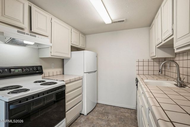 991 Buffalo Way, Sparks, NV 89431