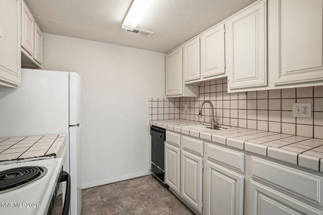 991 Buffalo Way, Sparks, NV 89431