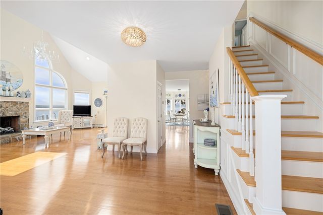 139 Hemlock Avenue, Warwick, RI 02886